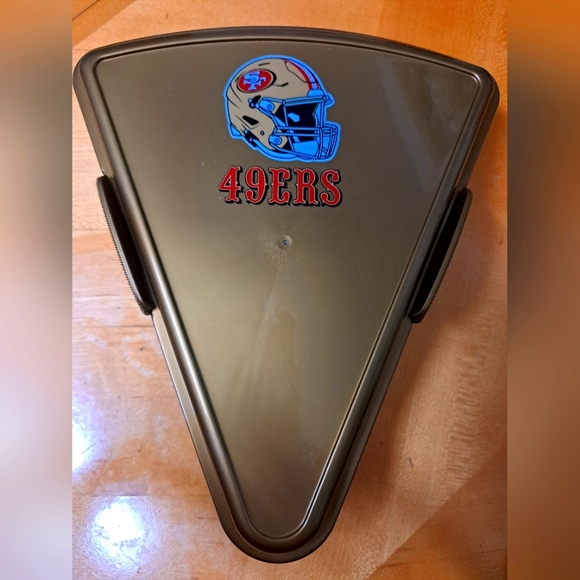 49er pizza 🍕  slices  container - Picture 1 of 6